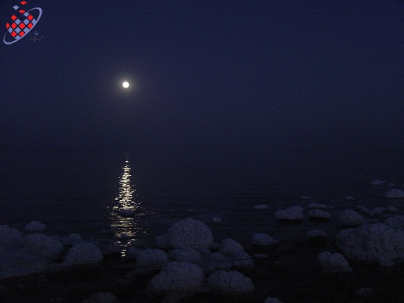 مهتاب بر روی دریاچه اورمیه-Tofigh Vahidi Azar-توفیق وحیدی آذر -Moon light on lake